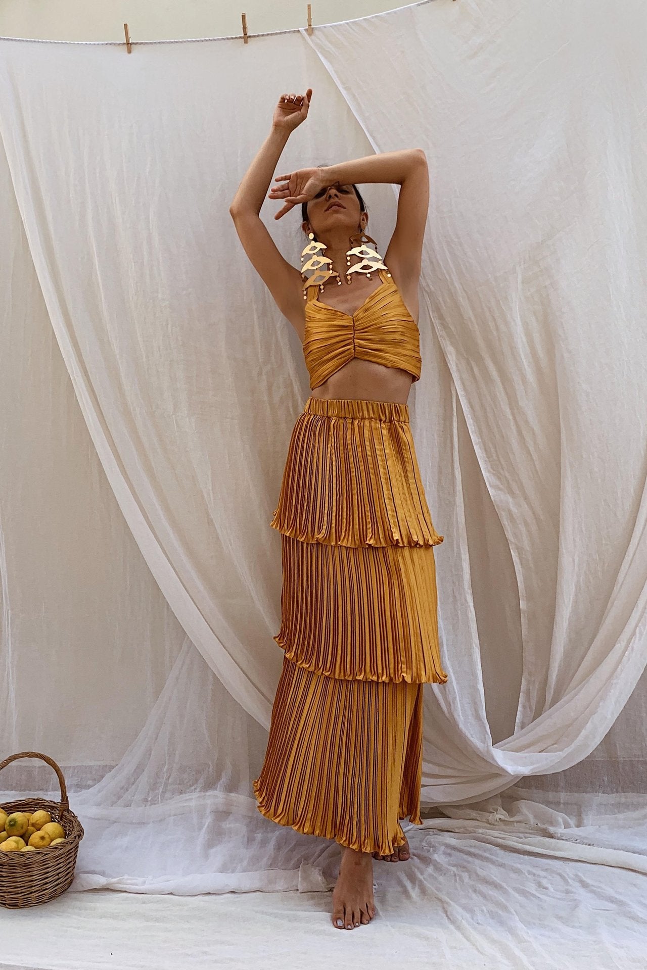 DORIC Crop Top
