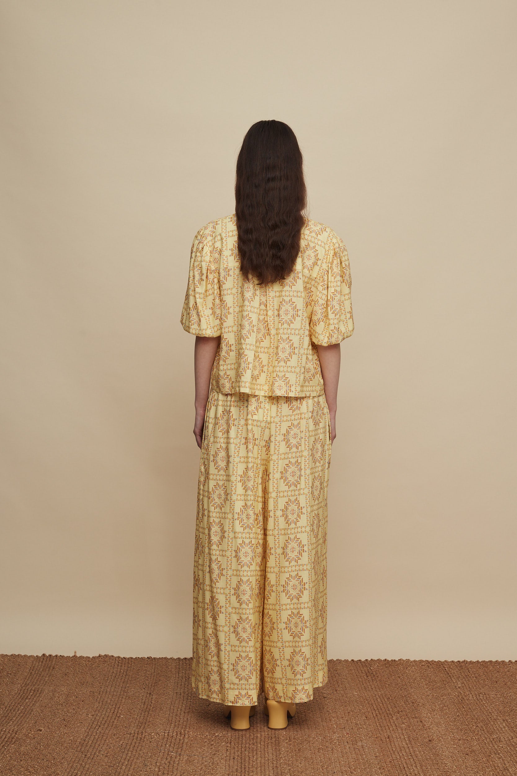 KASTELI SHIRT (VOURIA BEIGE PRINT)