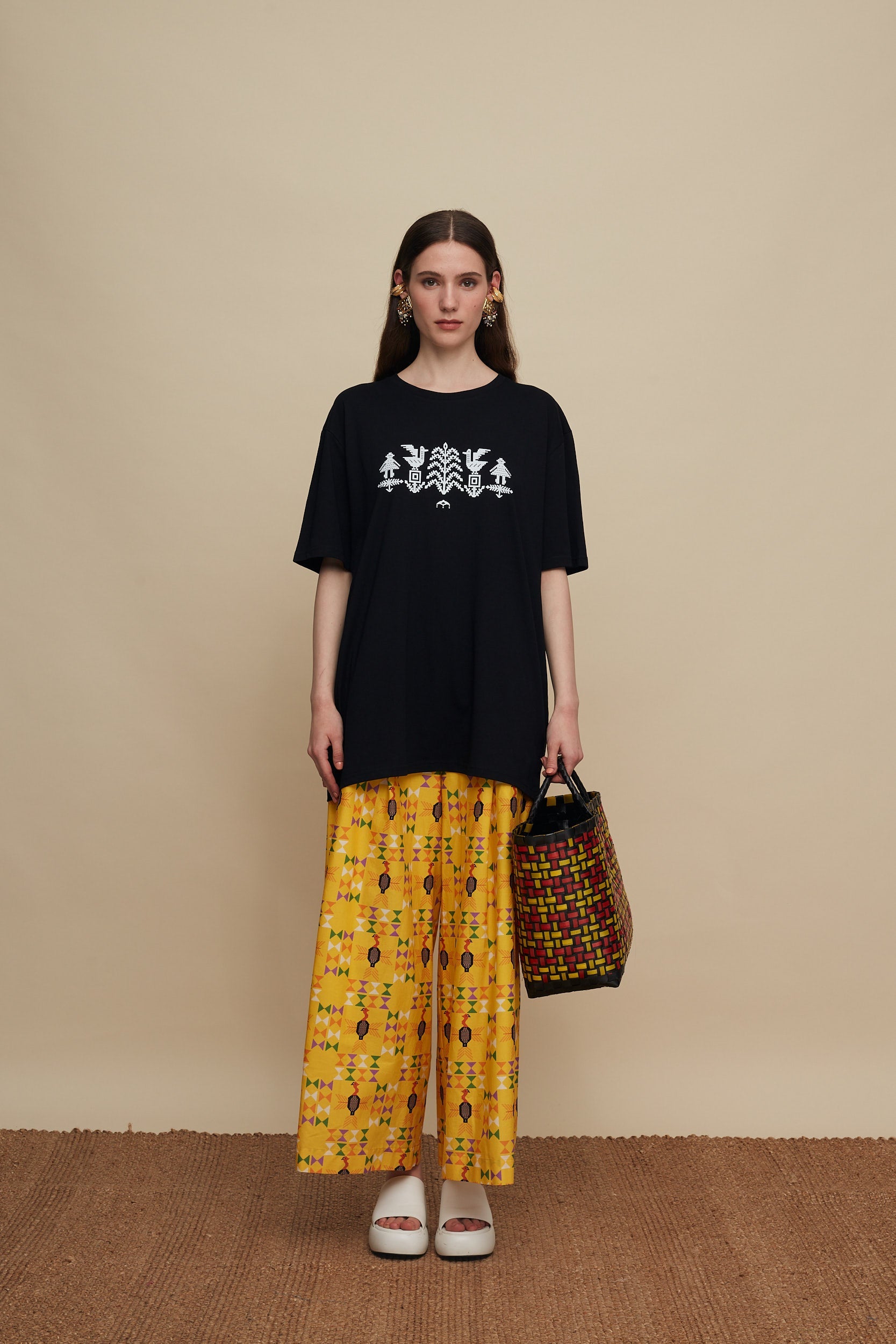 CRETAN FOLK T-SHIRT (BLACK)