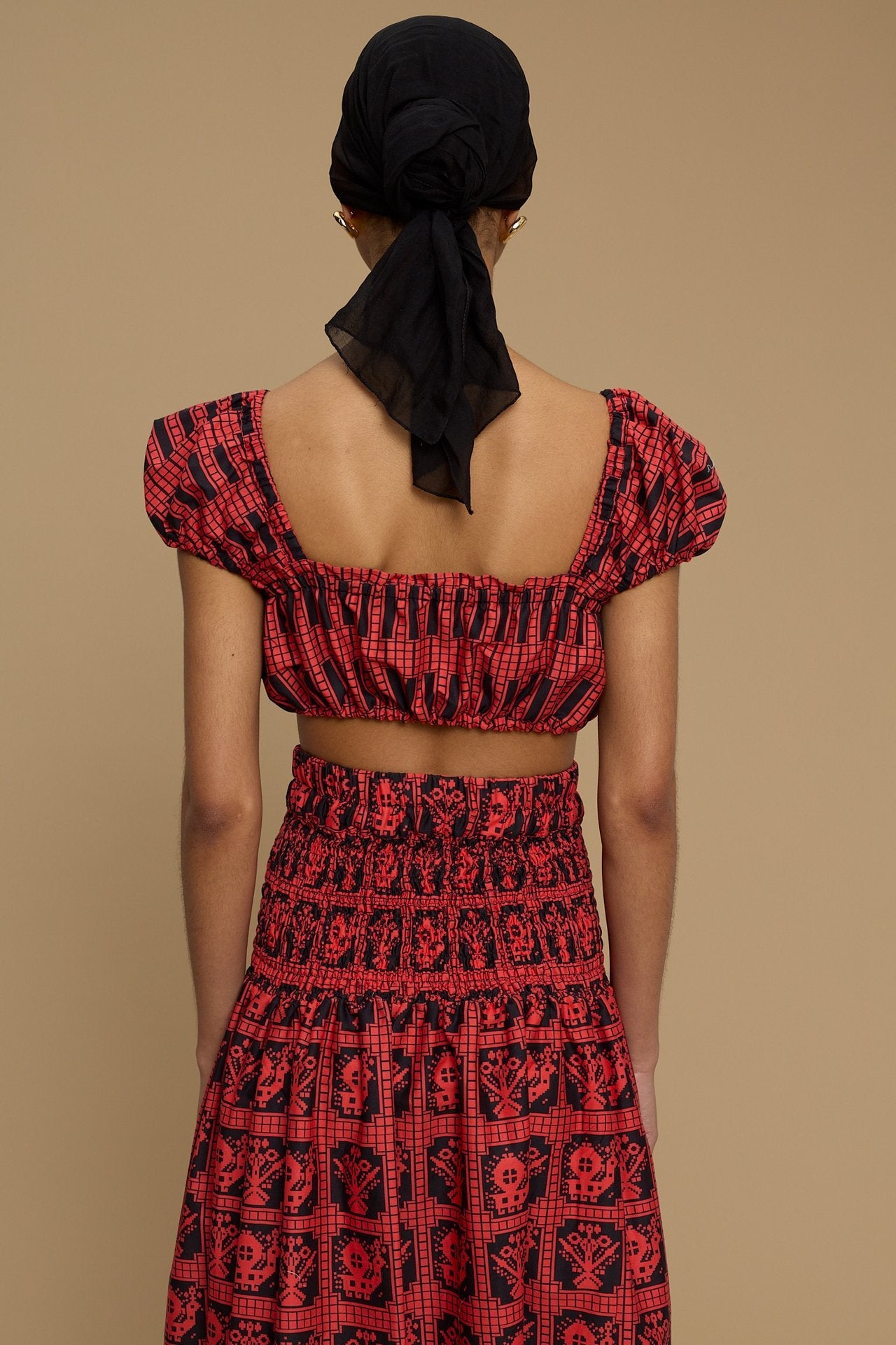 TOP DELOS (AMORGOS BIRD&FLORA BLACK/RED PRINT)