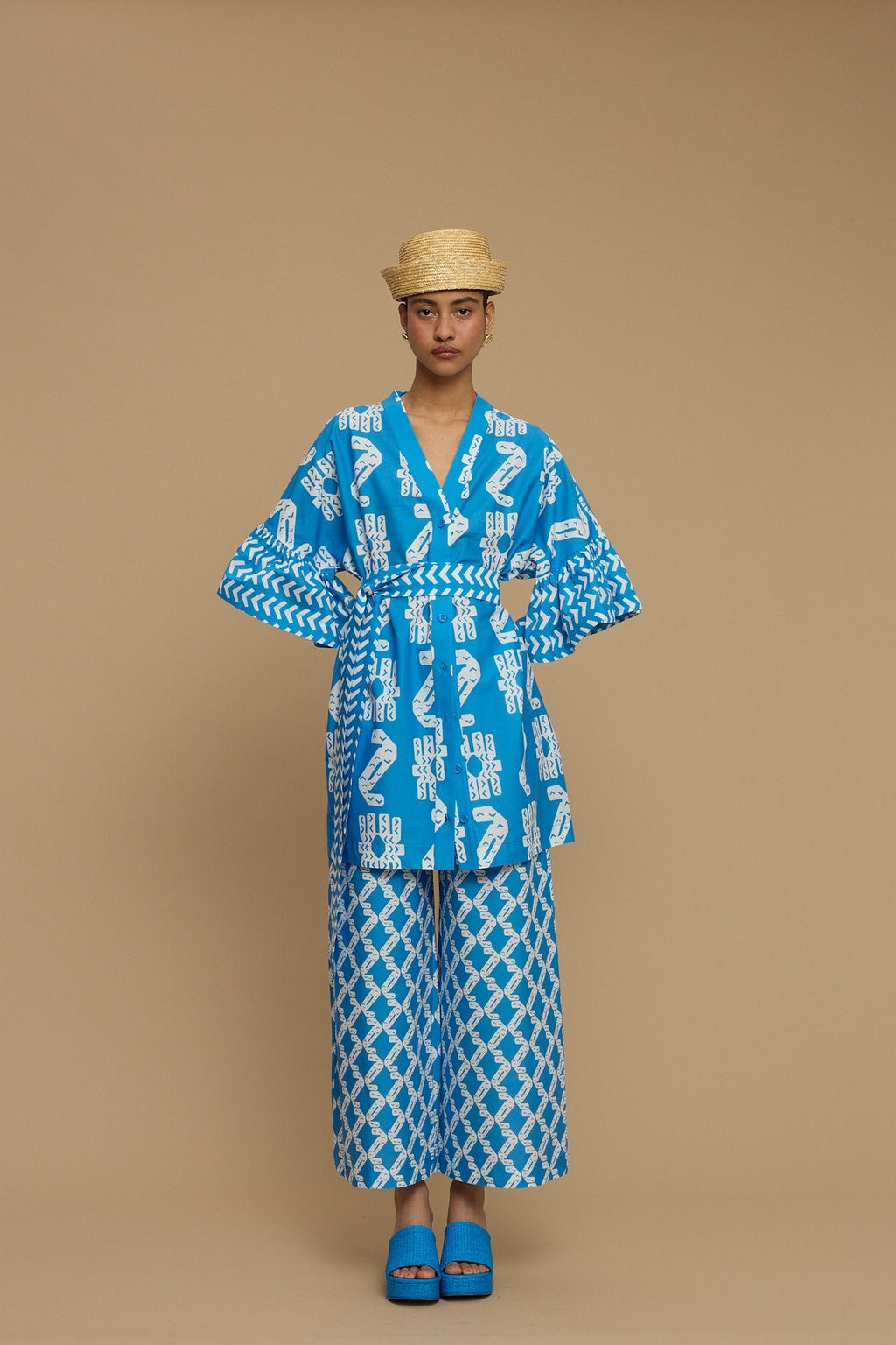 KIMONO AMORGOS (NAXOS CUSHION BLUE&WHITE PRINT)