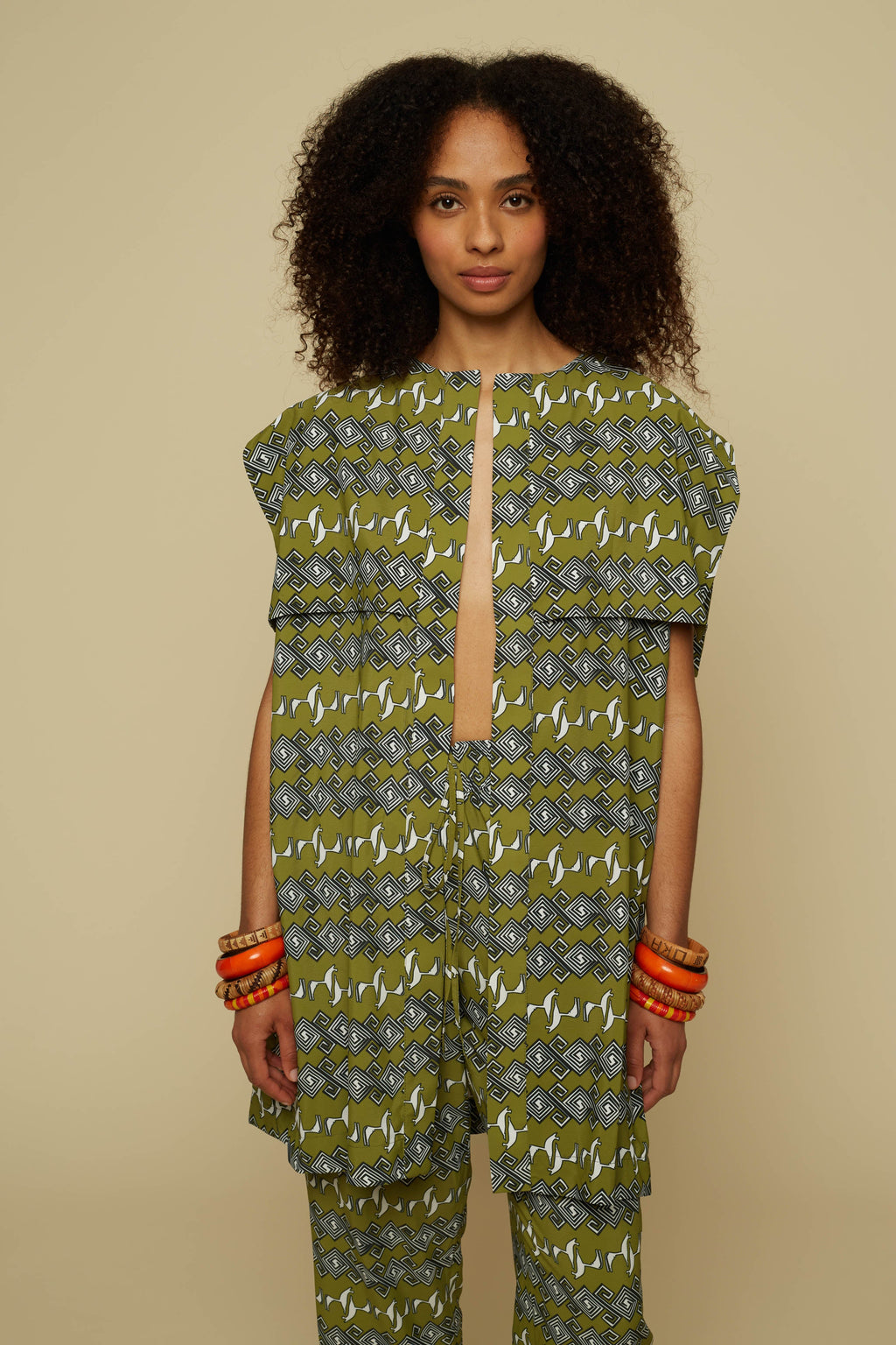 ANATHEMA OVERCOAT (GREEN JEWELLERY&HORSES PRINT)