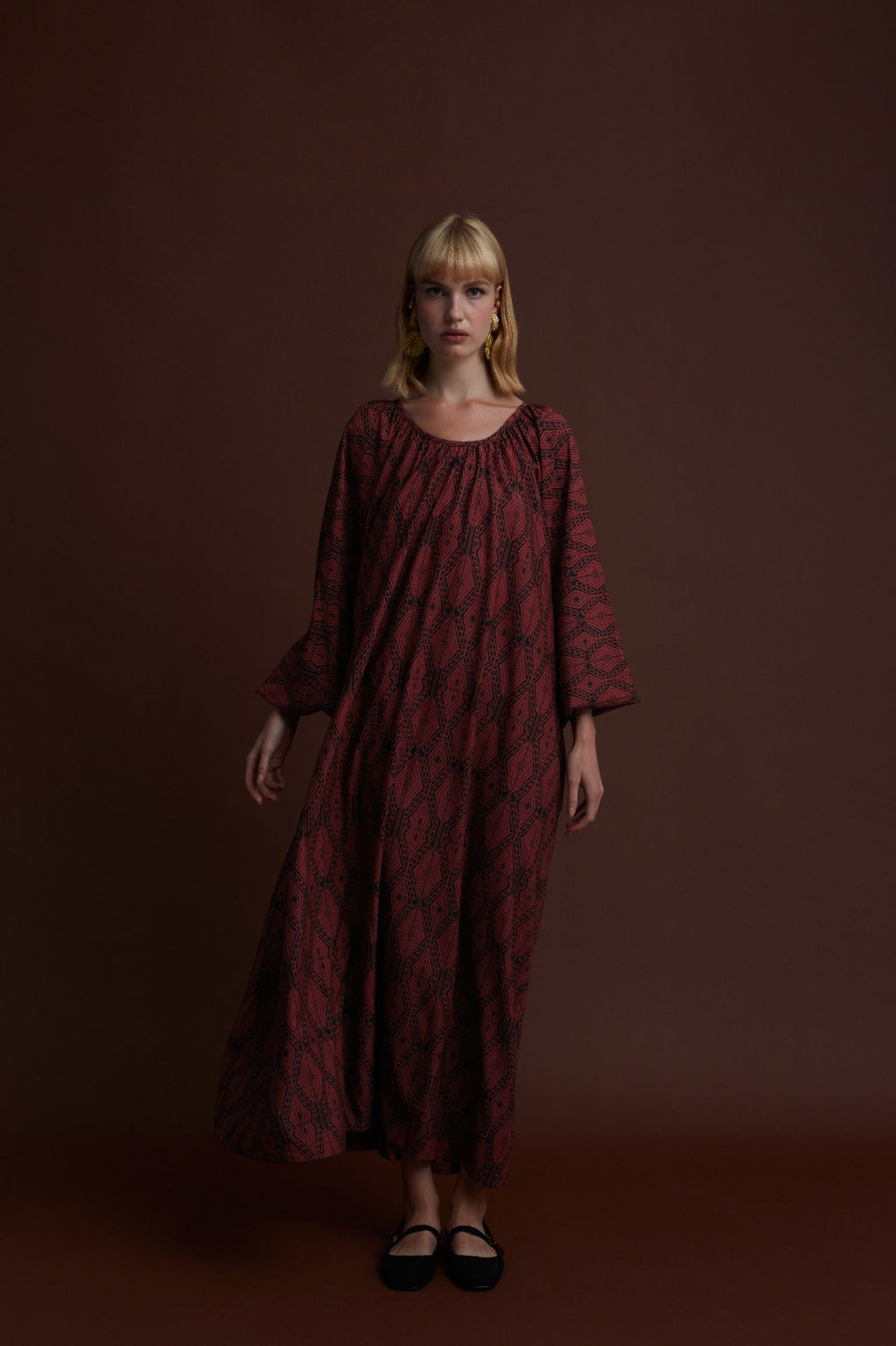 FLORINA MAXI DRESS (FOUTA BLACK/RED PRINT)