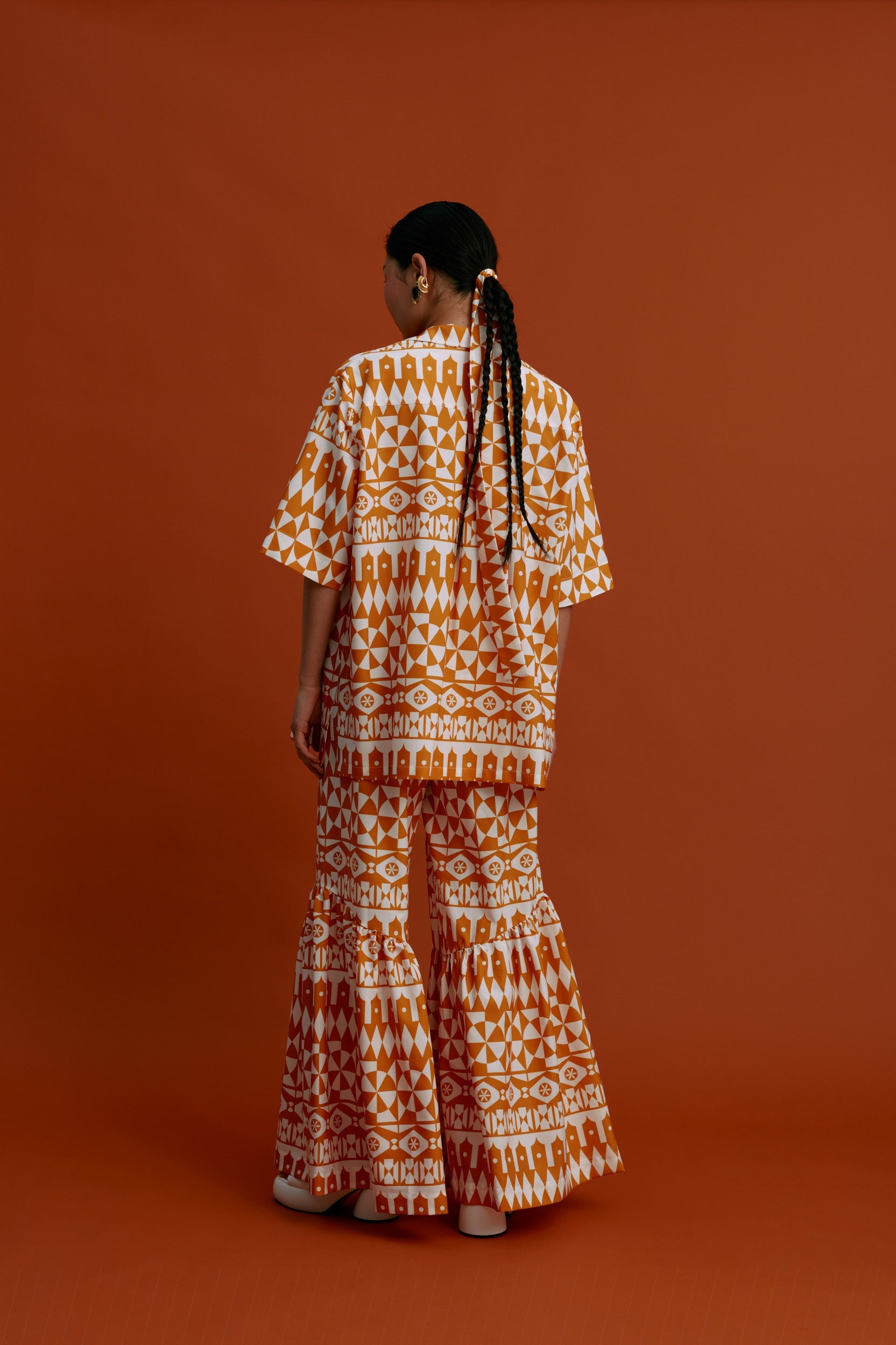 MASTICHOCHORI Shirt (White Motifs Orange)