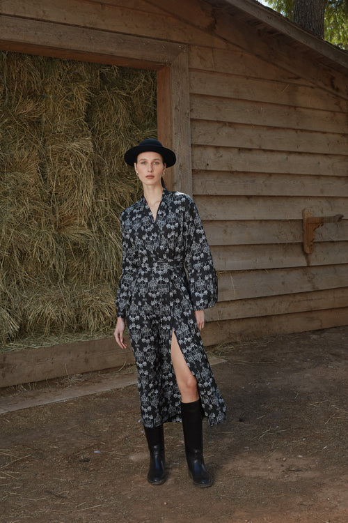 ARETOUSA KIMONO/DRESS (Black Vase Print)