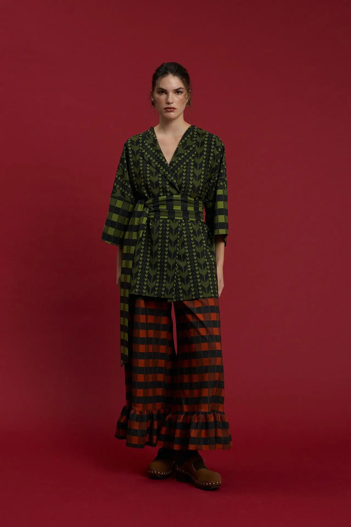 PANTS "TYRNAVOS" (PELION BLACK/REDS PRINT)